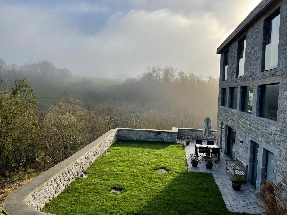 Chambres D'Hotes Les Grisons Houyet Esterno foto