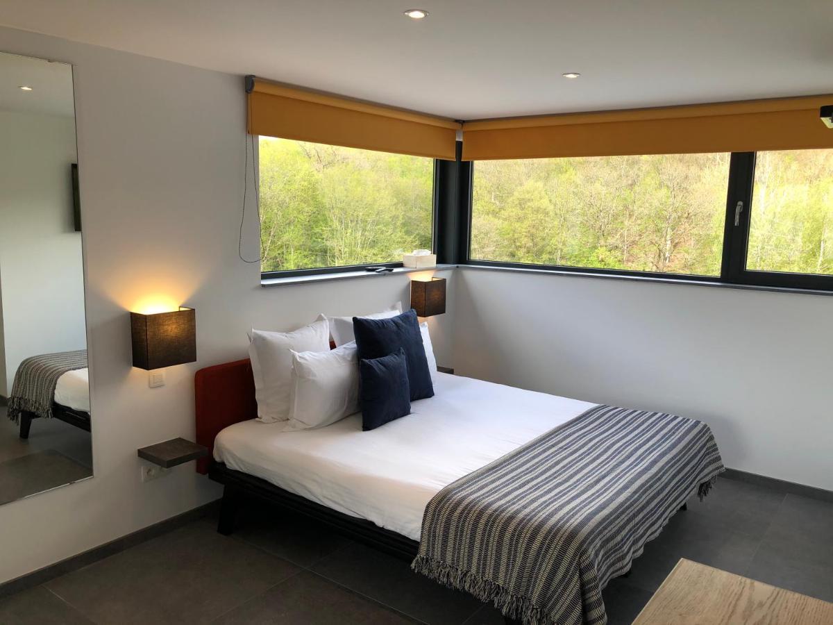 Chambres D'Hotes Les Grisons Houyet Esterno foto